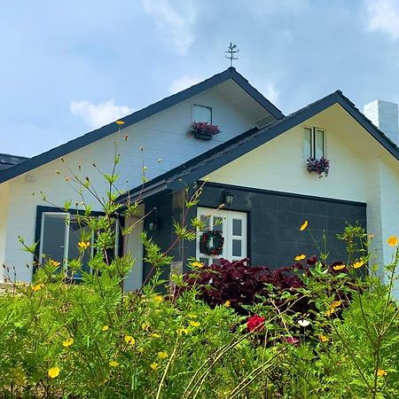 Hounon White Chimney Cottage Ranau Exterior photo